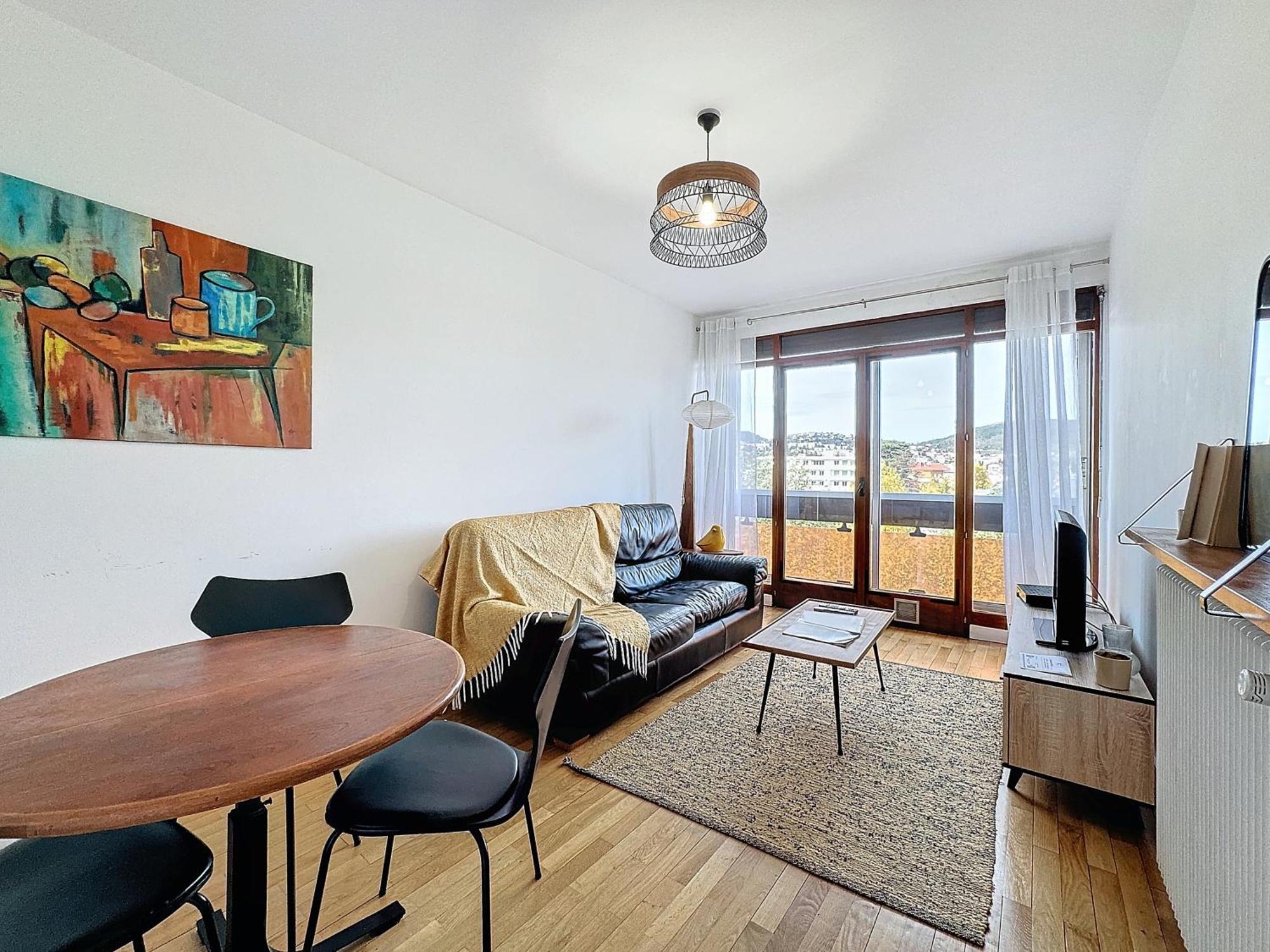 La Lassolas - Charmant T2 Avec Balcon Et Garage ชามาลิแยร์ ภายนอก รูปภาพ