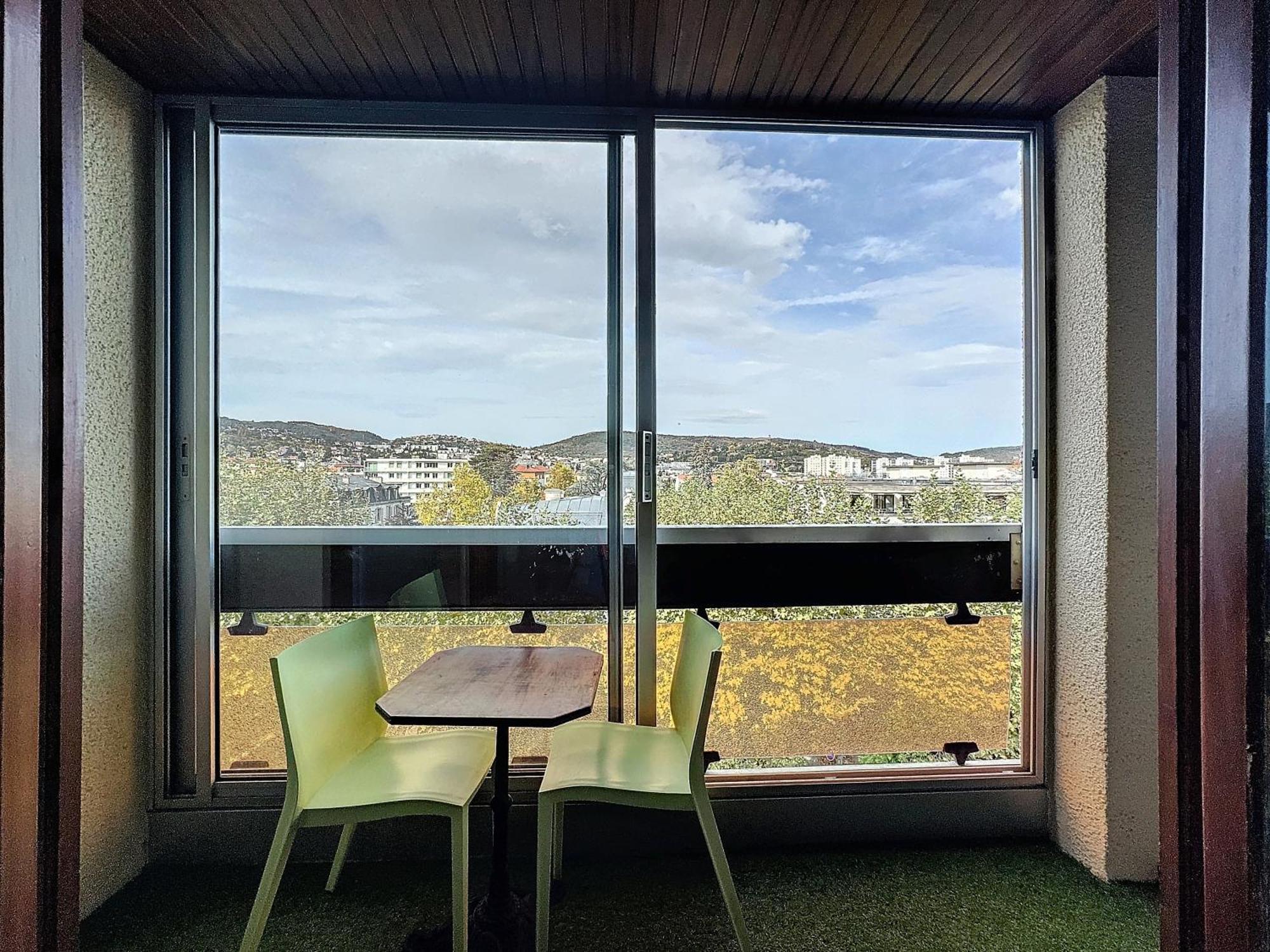 La Lassolas - Charmant T2 Avec Balcon Et Garage ชามาลิแยร์ ภายนอก รูปภาพ